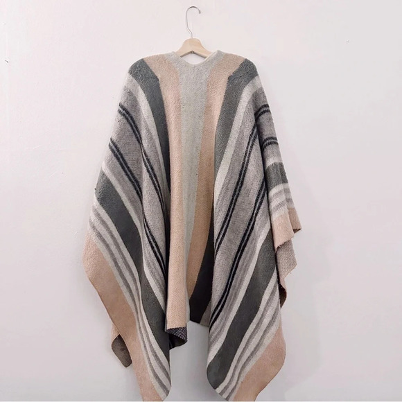 Free People Off Road Ruana Poncho Striped Pink Grey Winter Cozy Wrap - Picture 5 of 5